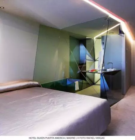 Hotel Puerta América: Plasma Studio