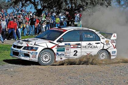 Xevi Pons vuelve al Nacional de Tierra con victoria