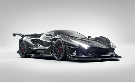 Hay un nuevo competidor en el mundo de los superdeportivos exóticos: el Apollo Intensa Emozione