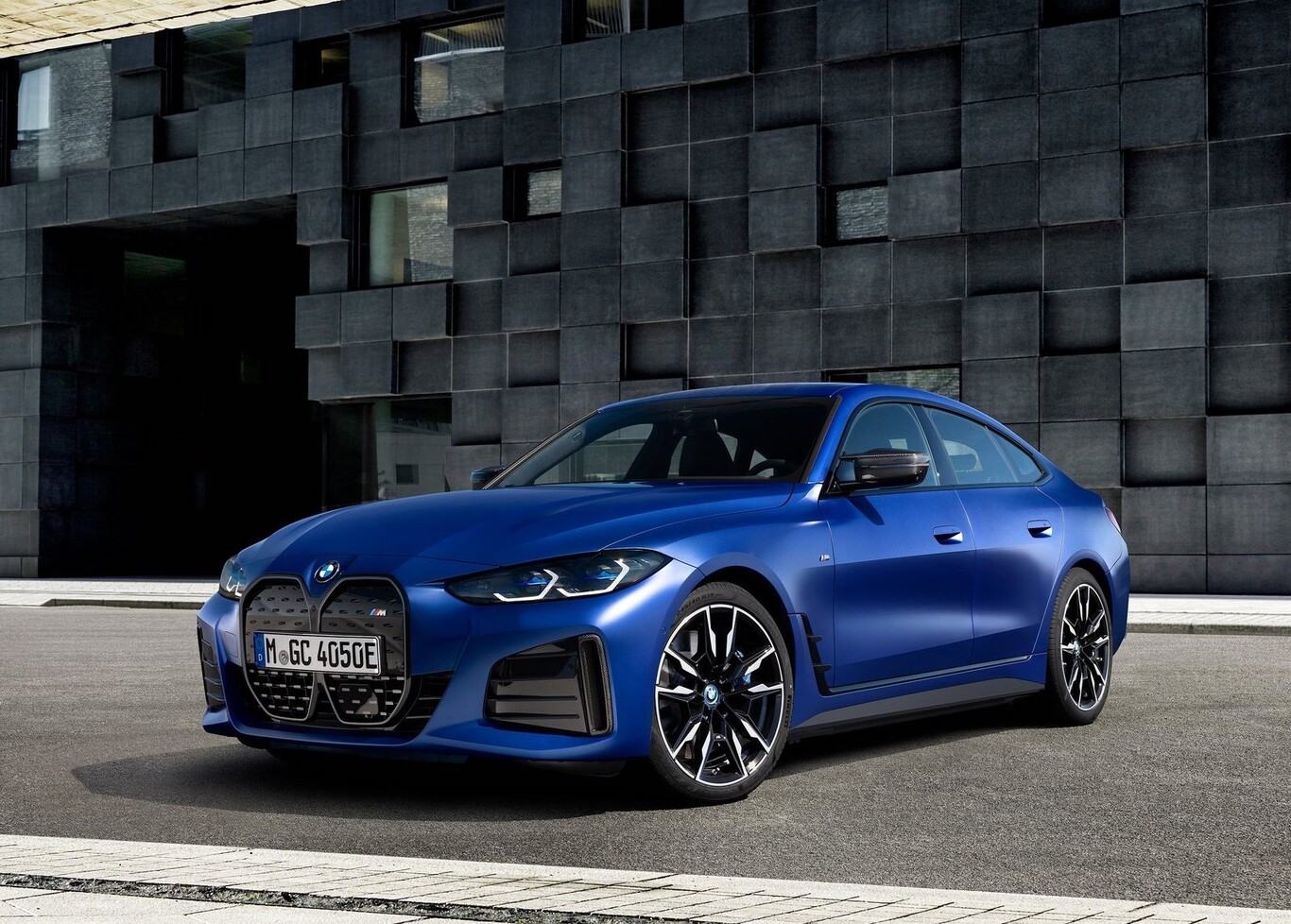 BMW i4 + BMW i4 M50: lujo y eficiencia para el día a día o 544 hp del primer M eléctrico de la marca