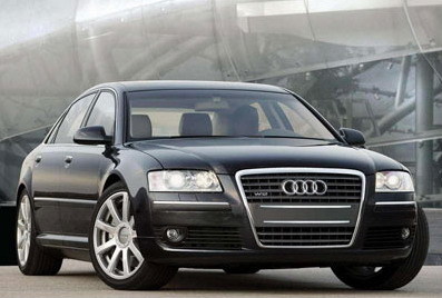 Audi A8 negro coche oficial