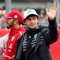 Mercedes aseguró que subir a F1 con 18 años no quemaría a su gran promesa. Ahora lleva siete GP casi sin puntuar y acabó la última carrera llorando