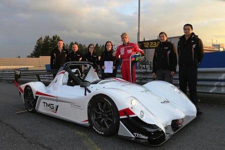 Toyota bate el récord de coches eléctricos en Nürburgring Nordschleife