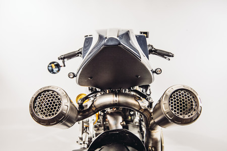 Ducati Panigale R Cafe Racer The Blue Shark 7