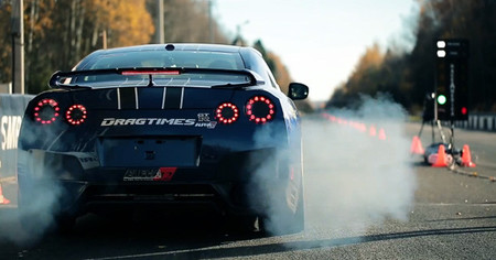 Duelo de titanes: Nissan GT-R Switzer Goliath vs Nissan GT-R AMS Alpha 12+