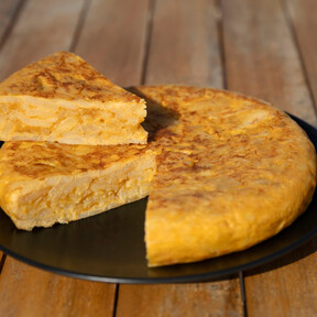 Con esta sartén en oferta daremos la vuelta a la tortilla de patatas hasta con una mano y además es apta para horno