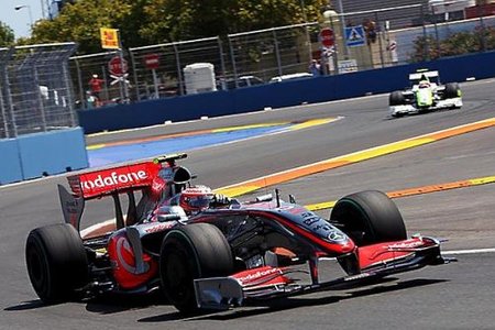 f1_kovalainen-a-tiro-de-barrichello-en-el-gp-de-europa-2009.jpg