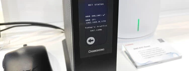 Un fabricante chino ha resuelto un problema de los routers domésticos: informar con LEDs de colores. Una pantalla e-ink es mejor