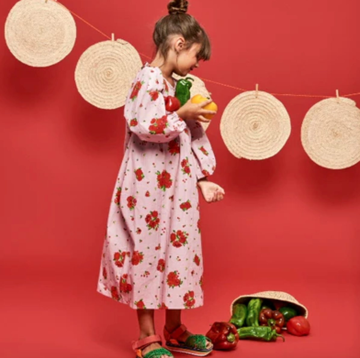 Vestido de flores de niña
