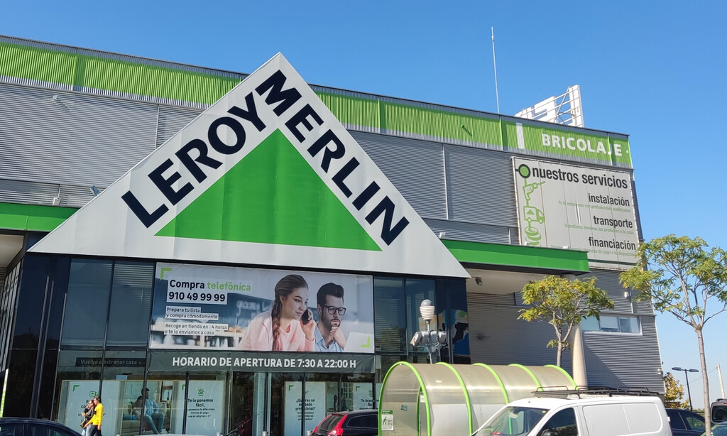 Este es el accesorio ideal para poder secar la ropa en casa durante los días de lluvia: lo vende Leroy Merlin 
