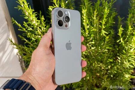 iPhone 15 プロマックス