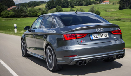 ABT convierte el Audi S3 en un RS 3, pero más bestia