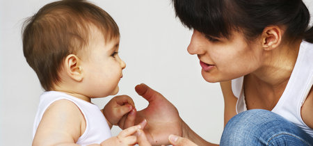 Siete errores comunes que no ayudan a tu hijo a hablar