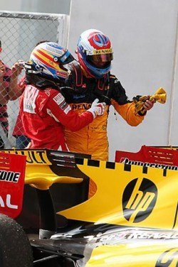 GP de Turquía 2010: Fernando Alonso de duodécimo a octavo con dos principiantes con Sauber y Renault
