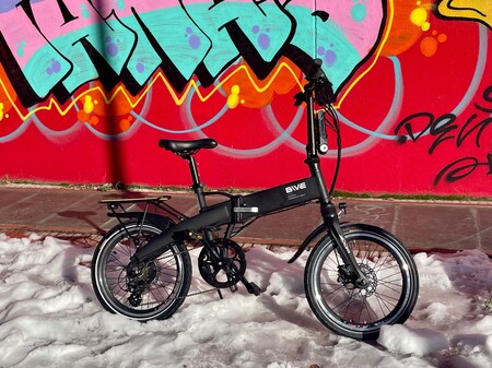 De la bicicleta tradicional a la bici eléctrica: así nos facilita Bive desplazarnos a pedales por la ciudad