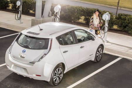 2015 Nissan Leaf 11