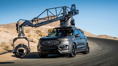 El Ford Edge ST se estrena como coche-cámara para cine y publicidad de la mano de Pursuit Systems