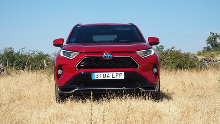 Toyota Rav4 Plug In Hybrid 2