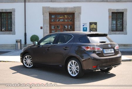 Lexus CT 200h