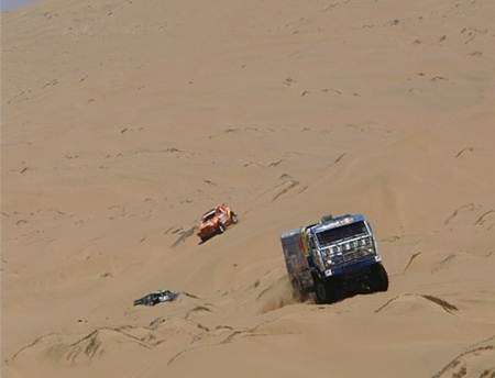 dakar2010_firdaus-kabirov-gana-la-novena-en-camiones-chagin-y-kamaz-siguen-lideres.jpg