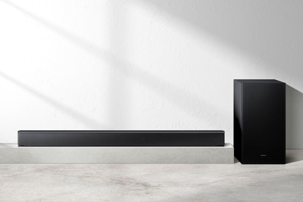 Carrefour también está liquidando esta barra de sonido Samsung. Ya es barata, pero con el cupón SIN IVA es un chollo 