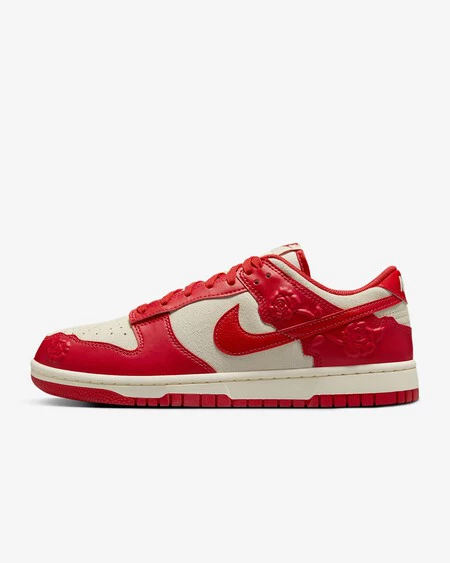 W Nike Dunk Low