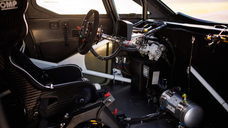 Ford Transit Supervan 5