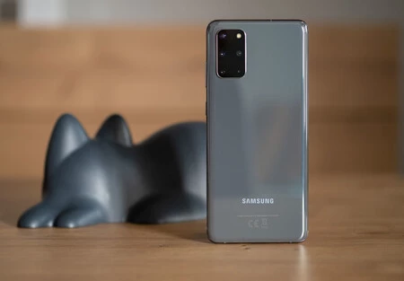 Samsung Galaxy S20+ a precio de derribo en Amazon: llévate este 5G de la generación anterior por 699 euros