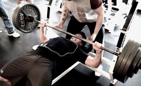 Hacer sólo rutinas de fuerza para ganar masa muscular ¿lo ideal?