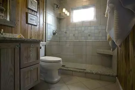 Se ha roto el asiento de mi inodoro, ¿qué hago?
