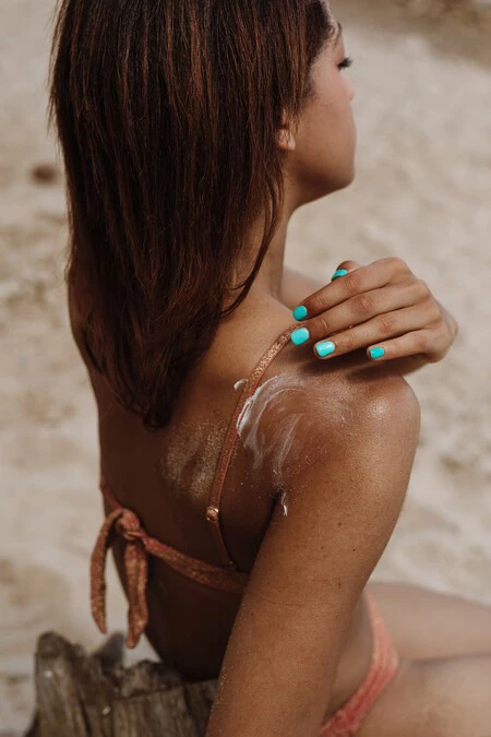 Dr Jorge Soto Dermatologo Ni Crema De 50 Ni Gominolas La Mejor Proteccion Frente Al Sol Sigue Siendo La Ropa Y La Sombra