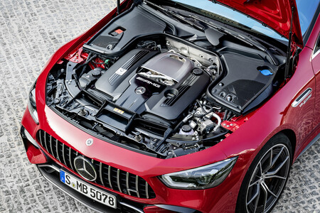Mercedes-AMG GT 63 E Peformance 3
