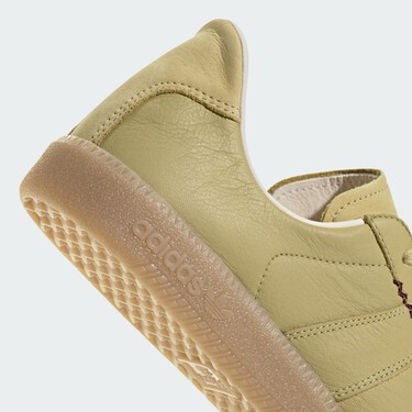 Retro, premium y contemporánea a la vez: así es la nueva zapatilla de Adidas en tono olivo que pinta para superar a las Samba y ser un nuevo clásico 