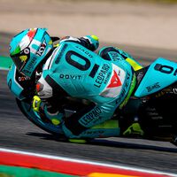 Dennis Foggia pone más pimienta al mundial de Moto3 dominando los libres en MotorLand