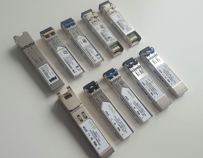 Modulo Sfp En Router Qué es el puerto SFP+ de un router: la conexión profesional de 10 Gbps ...