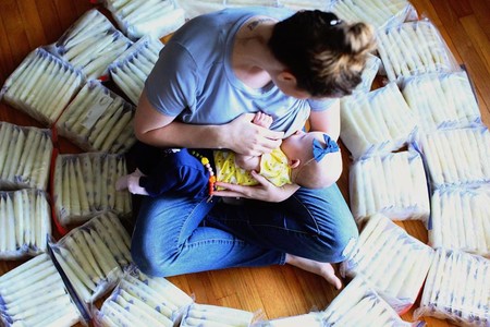 Dona 236 litros de leche materna y escribe una bonita carta para el bebé que la reciba