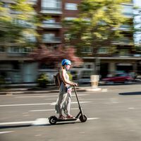 Certificado obligatorio, "matrícula" y otros requisitos que tendrán que cumplir los patinetes eléctricos en un año para circular 