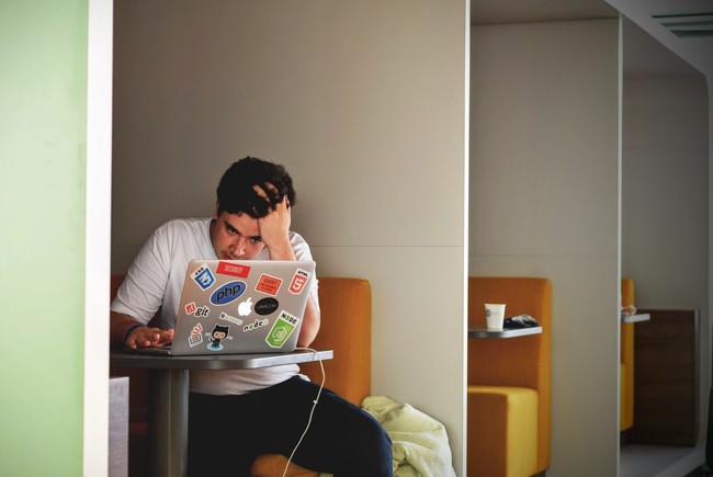 Laptop Macbook Work Man Working Person 915107 Pxhere Com