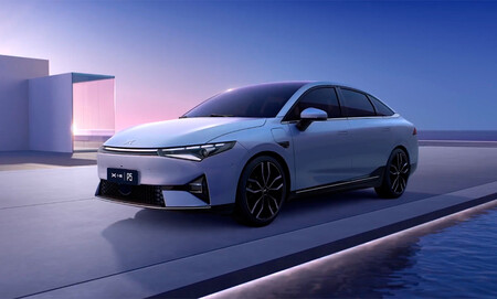 Primeras imágenes del Xpeng P5, la nueva berlina eléctrica que se postula como el anti Tesla Model 3 chino