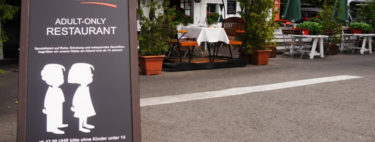 Un restaurante alemán prohíbe la entrada a menores a la hora de la cena: vuelve la polémica sobre los sitios libres de niños