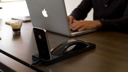Moshi Moshi Curve, base de carga para iPhone con teléfono incorporado