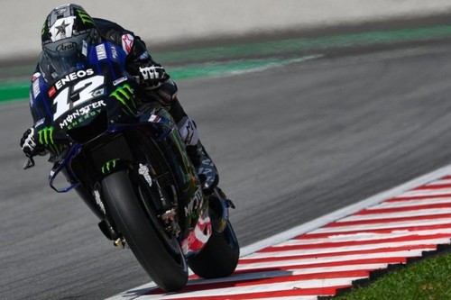 Maverick Viñales se saca la espina de Australia controlando con temple a Marc Márquez en Sepang