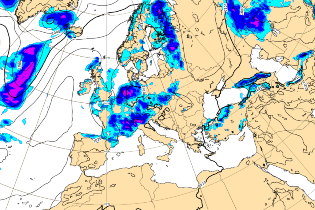 En plena alerta naranja por el calor, AEMET prevé un rincón de España bajo el frío y la lluvia: los Pirineos