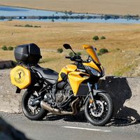 La Yamaha Tracer 700 se vestirá de amarillo y negro como moto oficial de La Vuelta a España 2018 