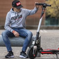 Las nuevas multas de la DGT para patinetes eléctricos: de la tasa 0,0 para menores al uso obligatorio del casco