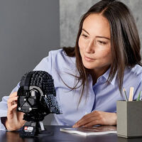 Este set de LEGO te permite construir el casco de unos de los personas de Star Wars más míticos y, ahora, está rebajado