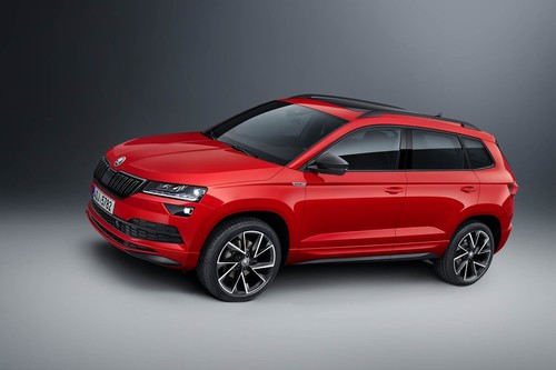 Skoda Karoq Sportline, no llega los niveles del Karoq RS, pero sí supera a la versión normal