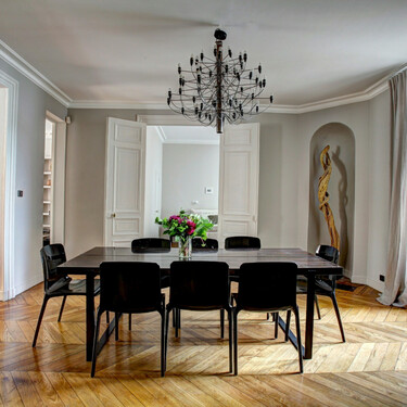 Cómo decorar una mesa de comedor: las ideas más creativas para que quede preciosa y sorprenda a los invitados 