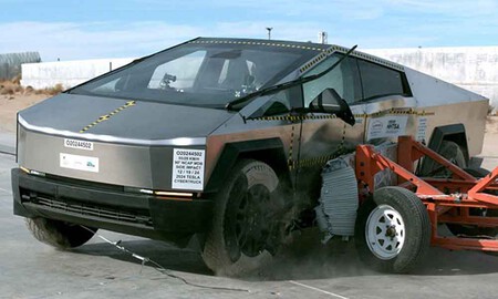 Tesla Cybertruck cinco estrellas en los crash-test de la NHSTA