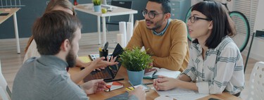 Enviar currículums ha dejado de ser el mejor sistema para encontrar trabajo: los mejores reclutadores son tus contactos